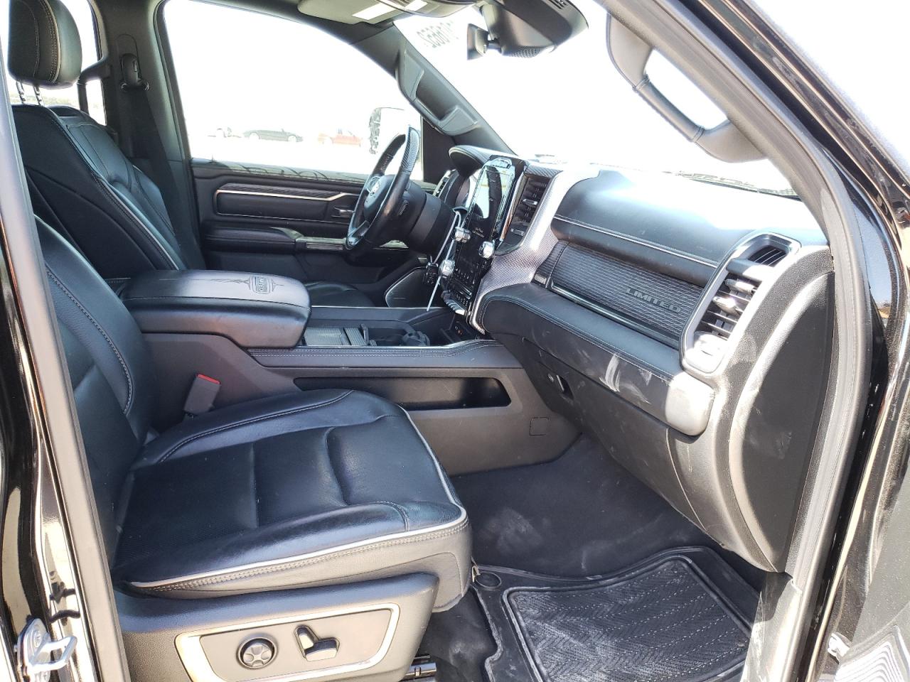 Photo 5 from auction – 2019 RAM 1500 LIMIT with VIN 1C6RREHT2KN507648