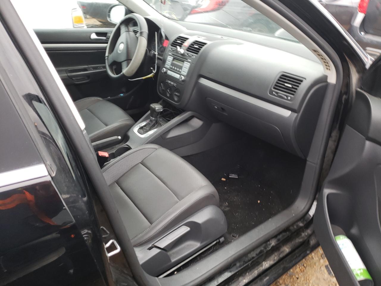Photo 5 from auction – 2007 VOLKSWAGEN JETTA WOLF with VIN 3VWEF71K97M123846