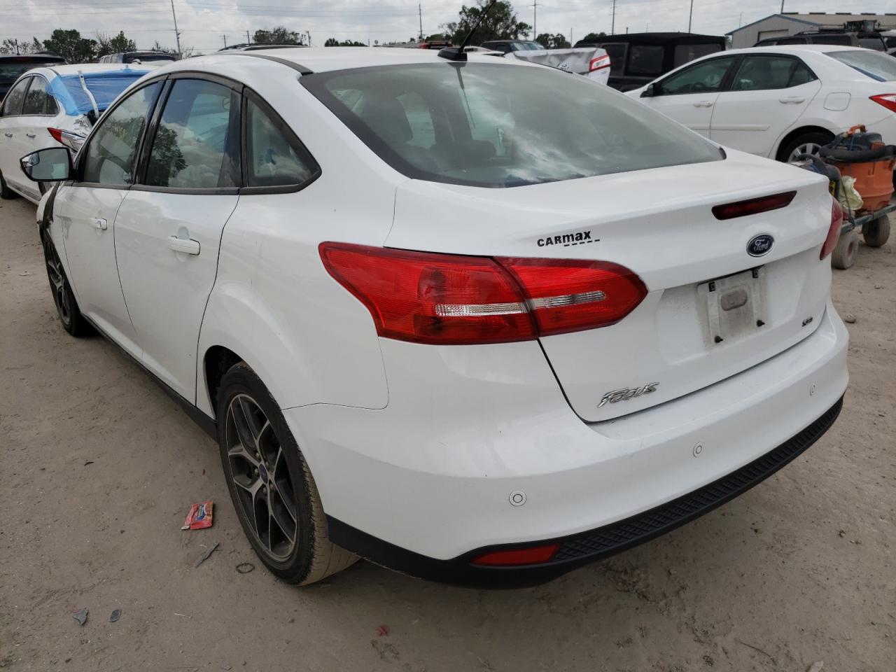 Photo 3 from auction – 2017 FORD FOCUS SEL with VIN 1FADP3H22HL249470