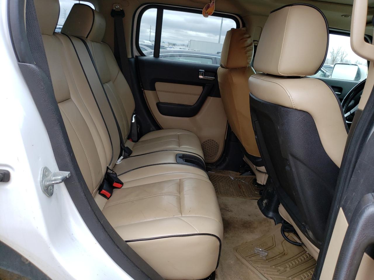 Photo 6 from auction – 2008 HUMMER H3 with VIN 5GTEN13E588148798