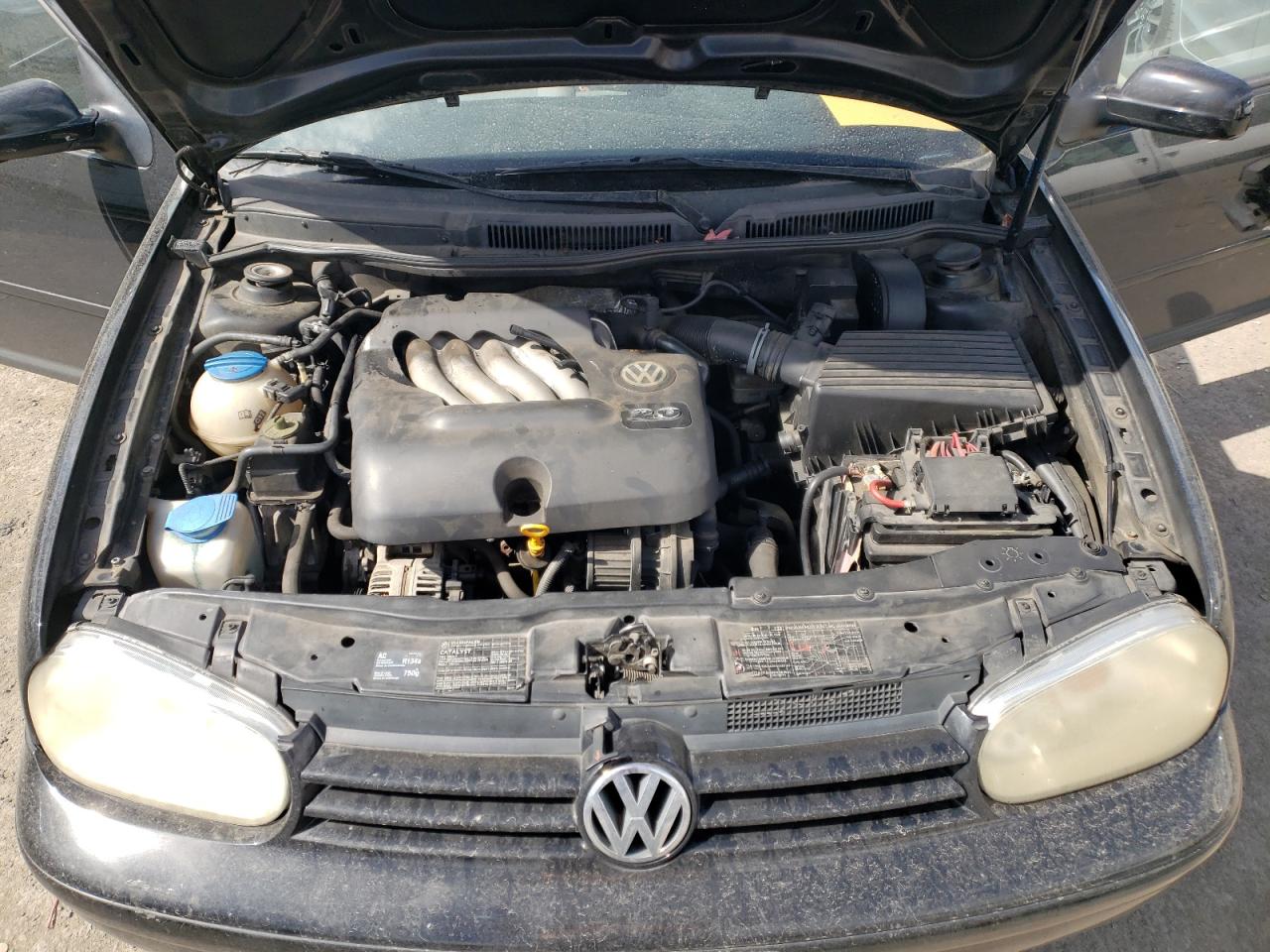 Photo 7 from auction – 2005 VOLKSWAGEN GOLF GL with VIN 9BWFL61JX54031483