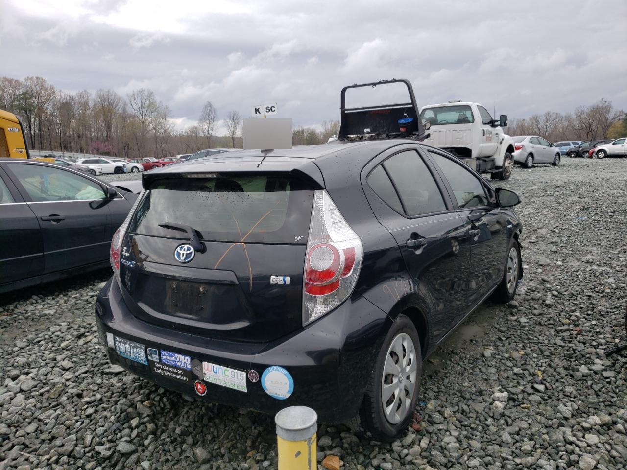 Photo 4 from auction – 2012 TOYOTA PRIUS C with VIN JTDKDTB34C1523770