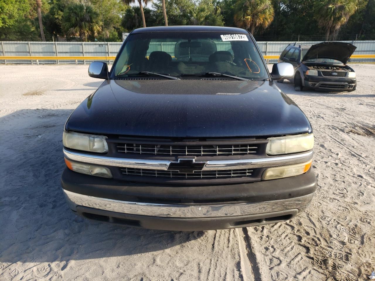 Photo 9 from auction – 2001 CHEVROLET SILVERADO with VIN 2GCEC19W411323838