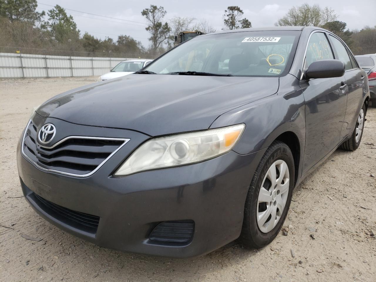 Photo 2 from auction – 2011 TOYOTA CAMRY BASE with VIN 4T1BF3EKXBU675753