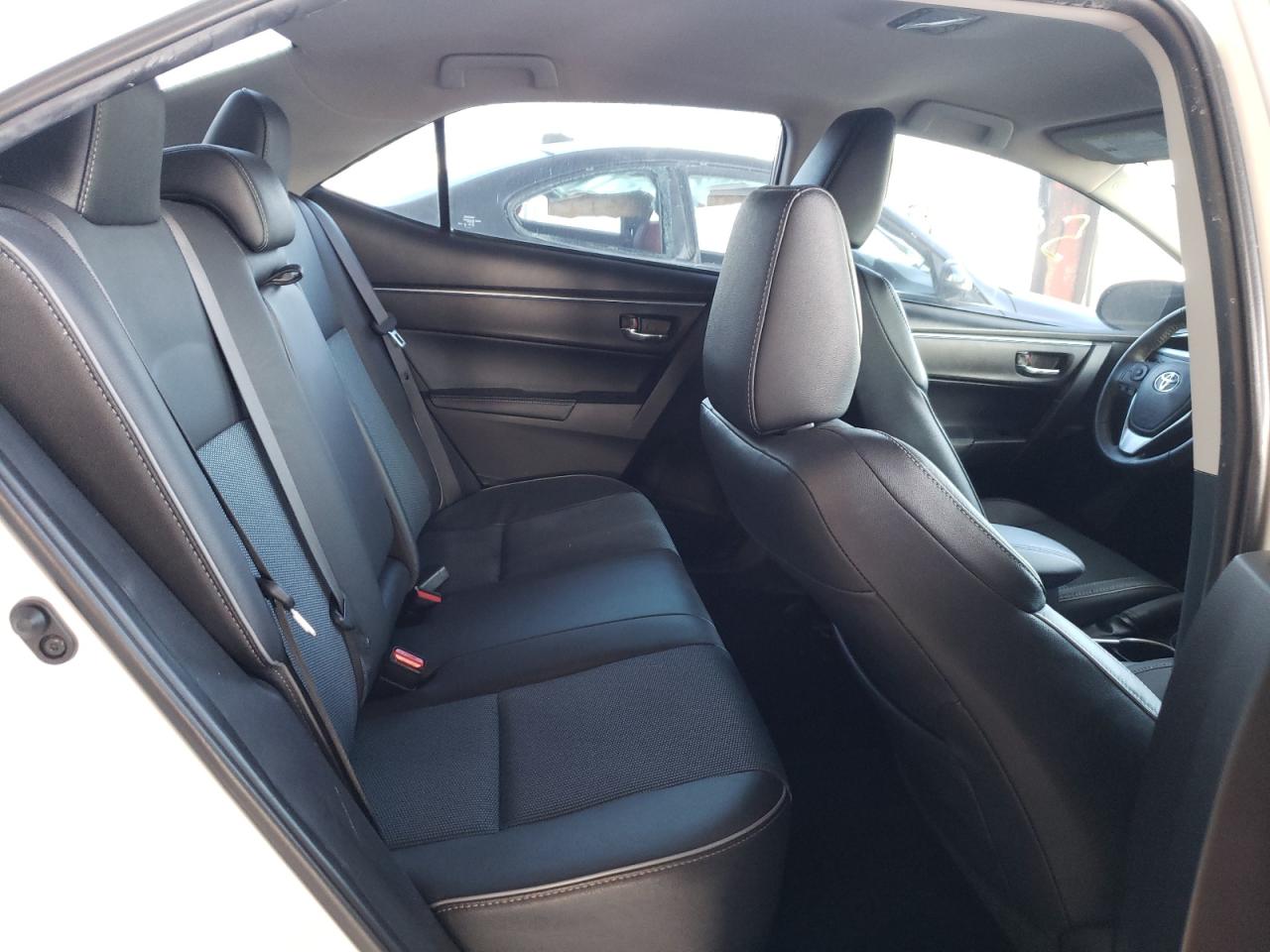 Photo 6 from auction – 2015 TOYOTA COROLLA L with VIN 2T1BURHE7FC275123