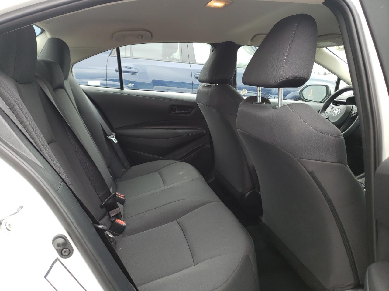 Photo 6 from auction – 2022 TOYOTA COROLLA LE with VIN 5YFEPMAE2NP272856