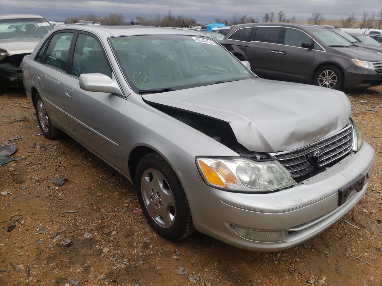 TOYOTA AVALON XL 2004 with VIN 4T1BF28B84U384306 - Photo from auction