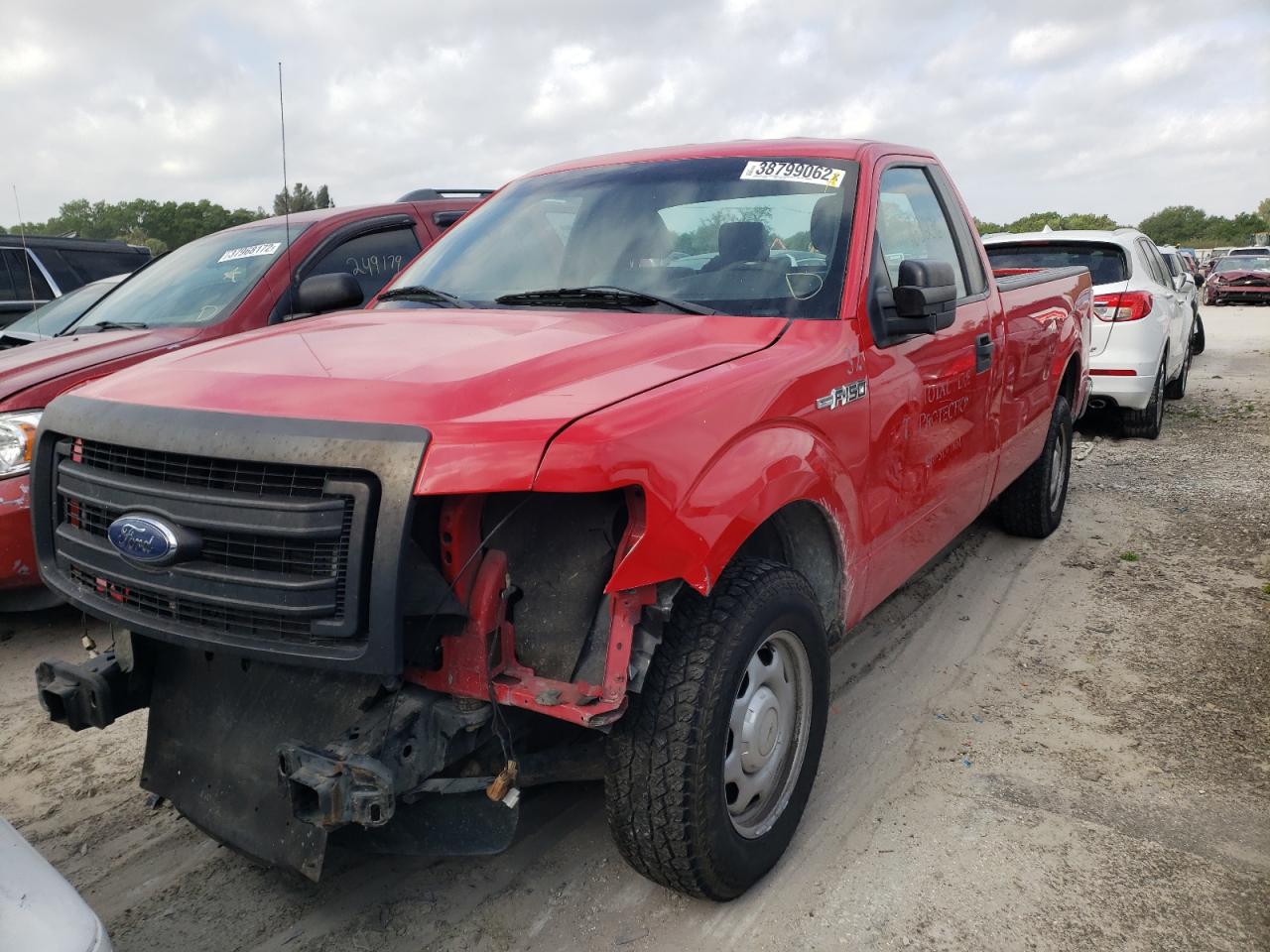 Photo 2 from auction – 2014 FORD F150 with VIN 1FTMF1CM0EKF18092
