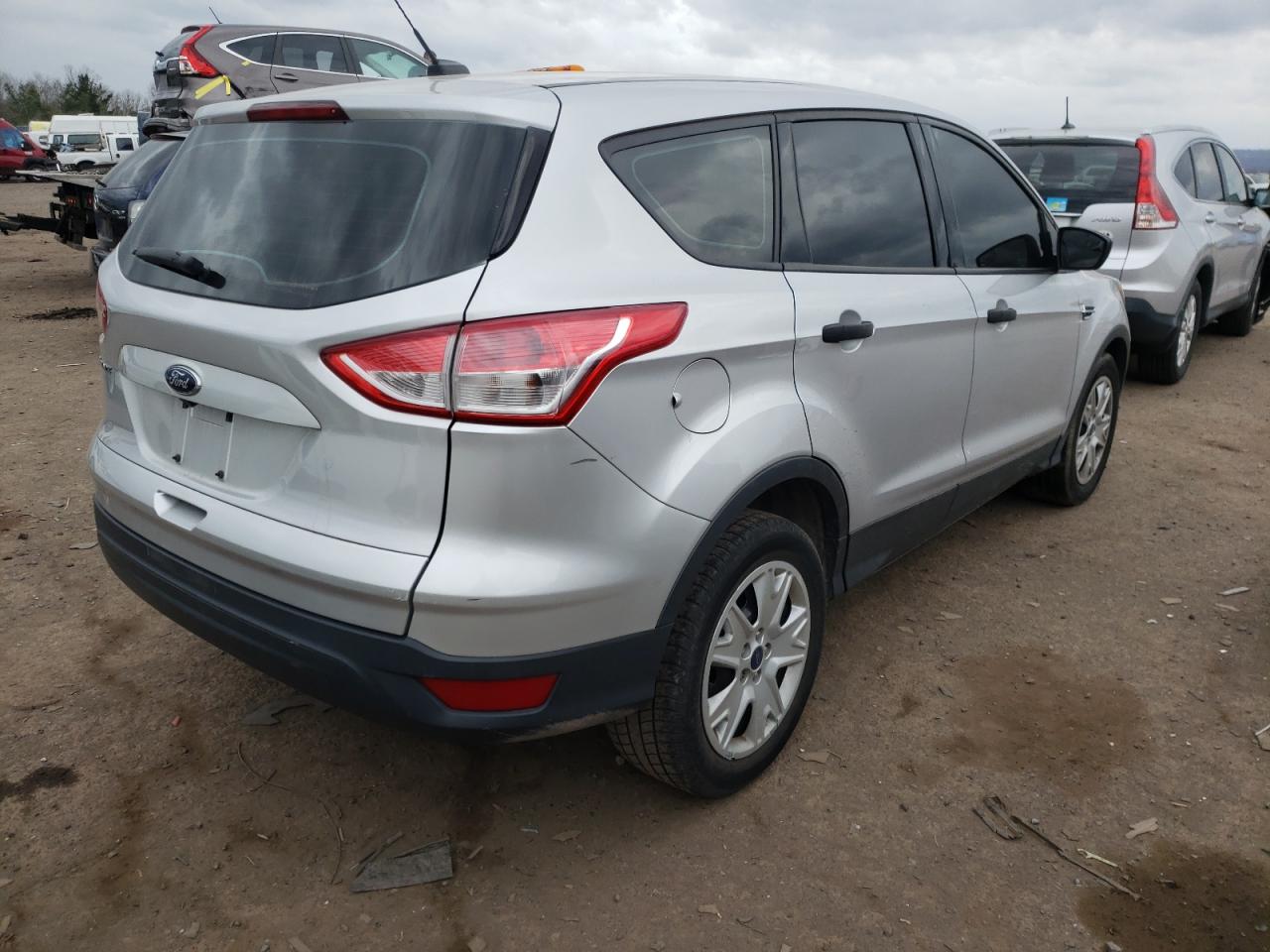 Photo 4 from auction – 2015 FORD ESCAPE S with VIN 1FMCU0F79FUB09723