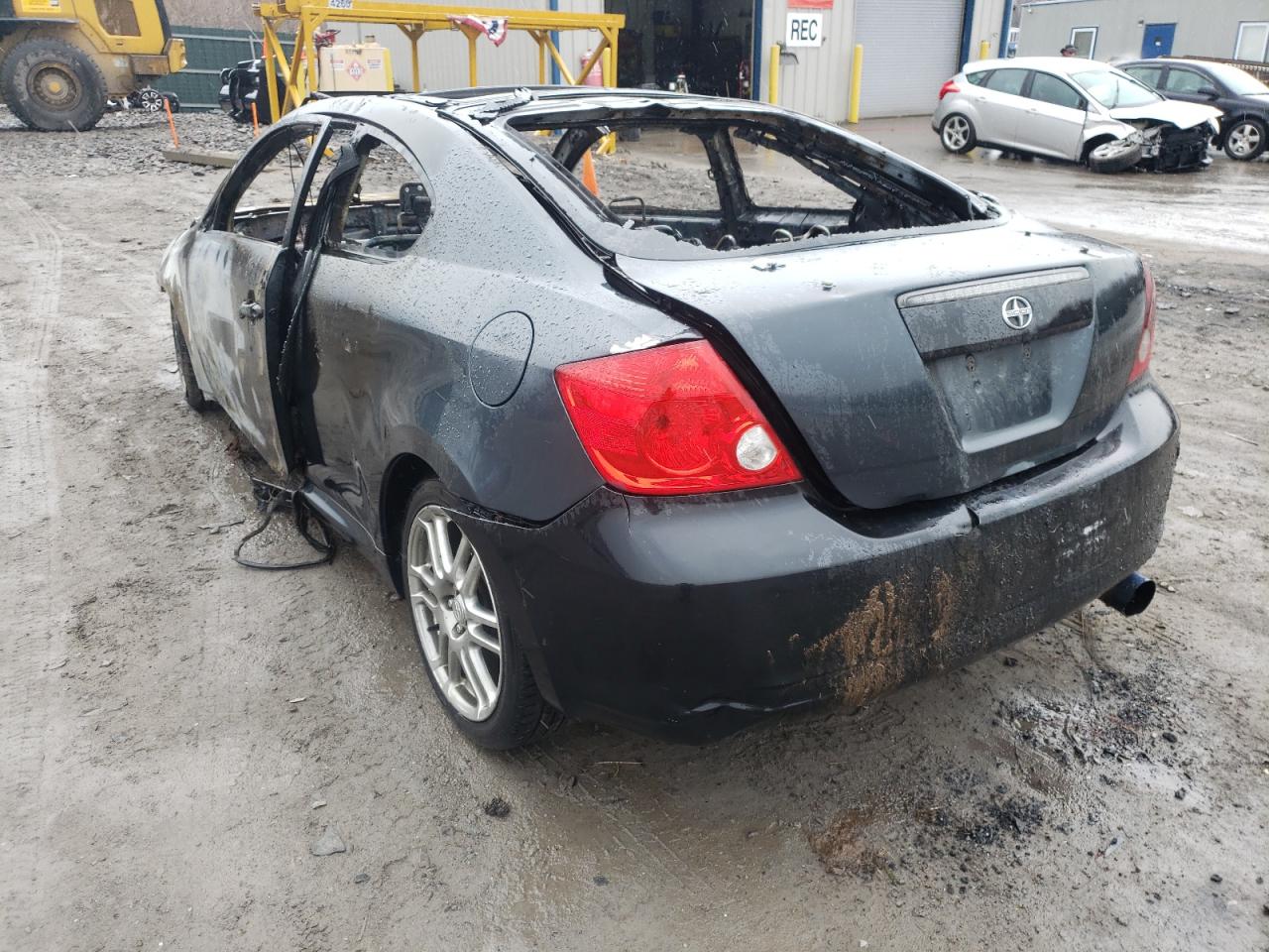 Photo 3 from auction – 2005 TOYOTA SCION TC with VIN JTKDE167X50054774
