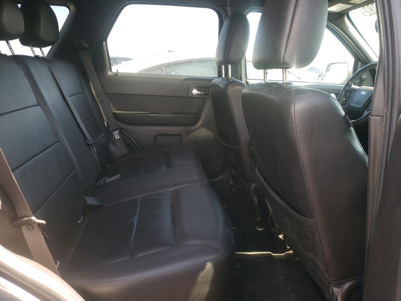 Photo 6 from auction – 2010 FORD ESCAPE LIM with VIN 1FMCU9EG9AKB87932