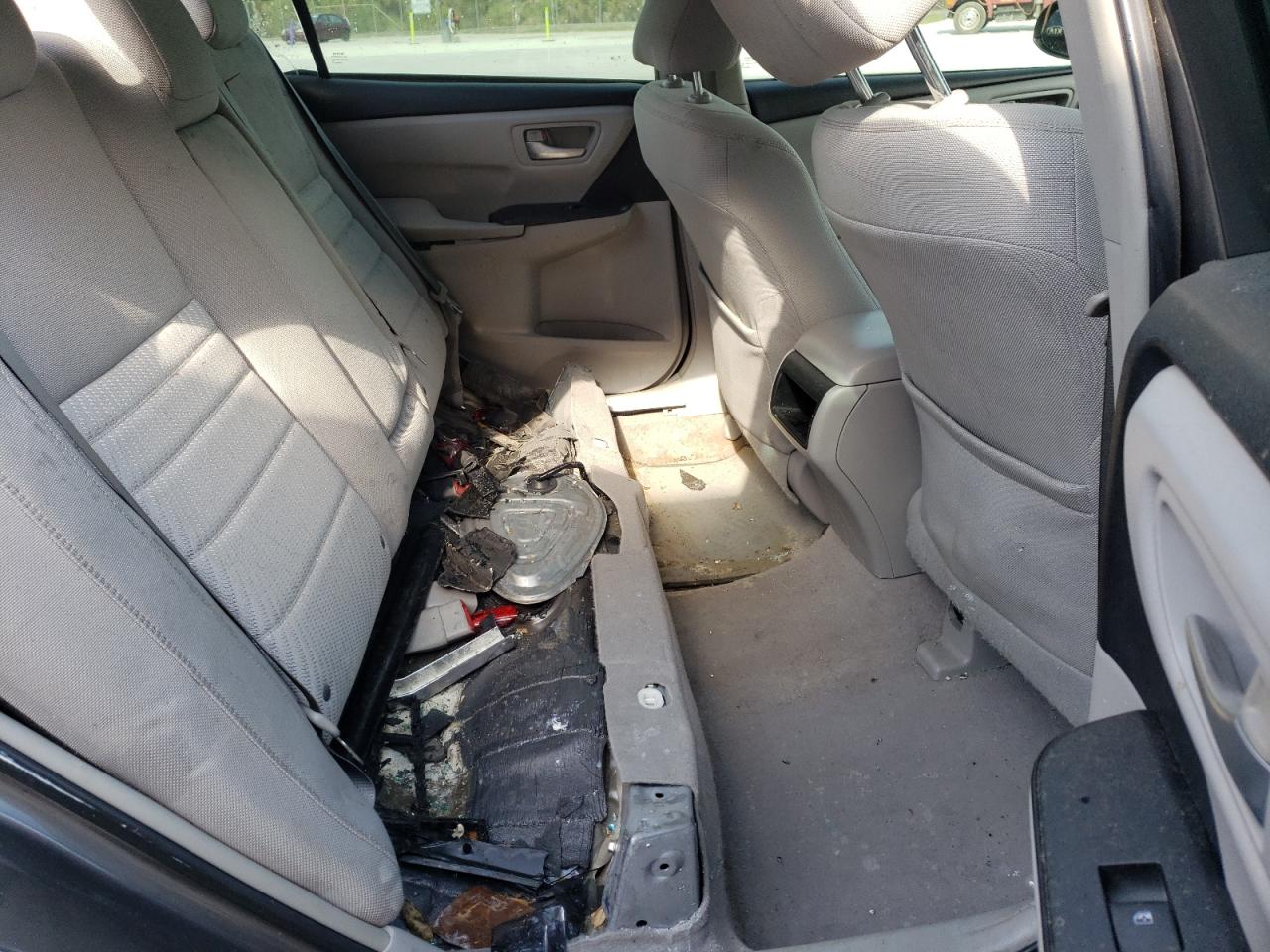 Photo 6 from auction – 2015 TOYOTA CAMRY LE with VIN 4T1BF1FK4FU499033
