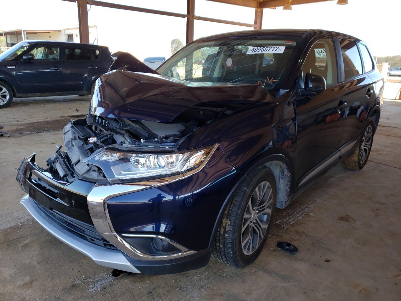 Photo 2 from auction – 2017 MITSUBISHI OUTLANDER with VIN JA4AD2A32HZ052115