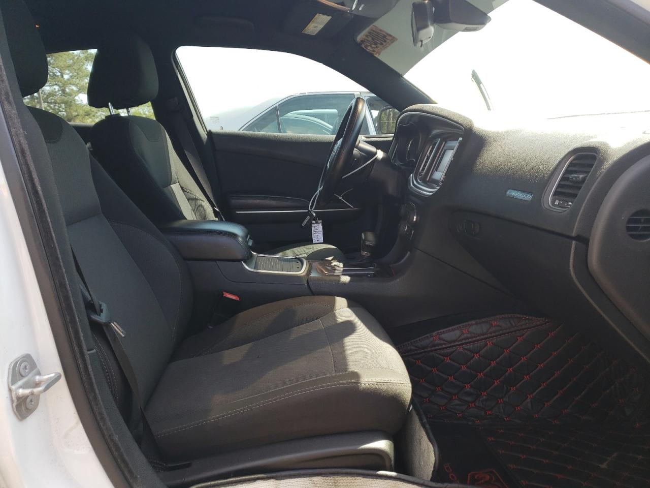 Photo 5 from auction – 2015 DODGE CHARGER SE with VIN 2C3CDXBG1FH856582