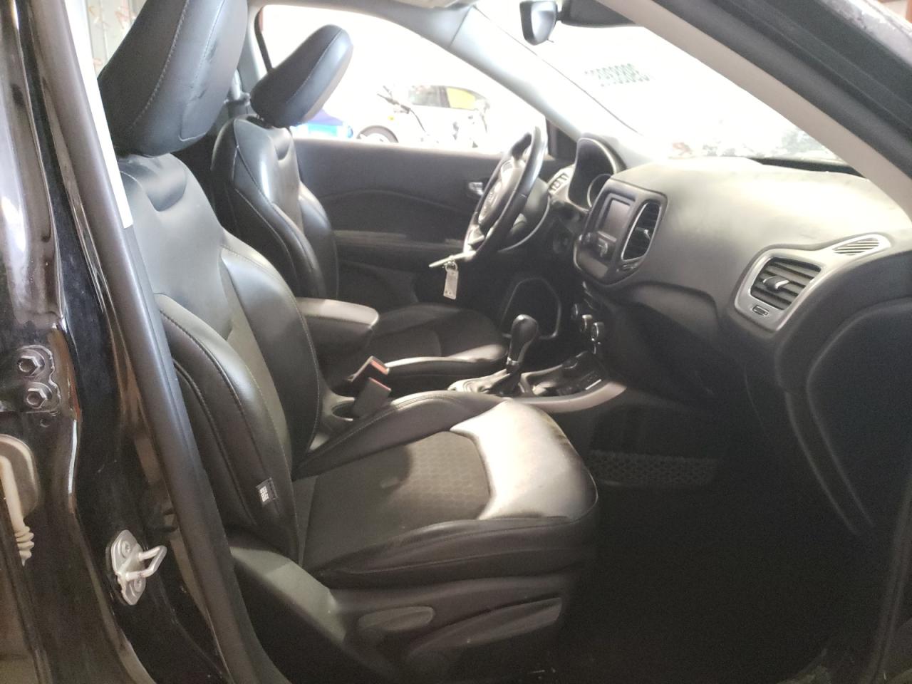 Photo 5 from auction – 2018 JEEP COMPASS LA with VIN 3C4NJDBBXJT199734