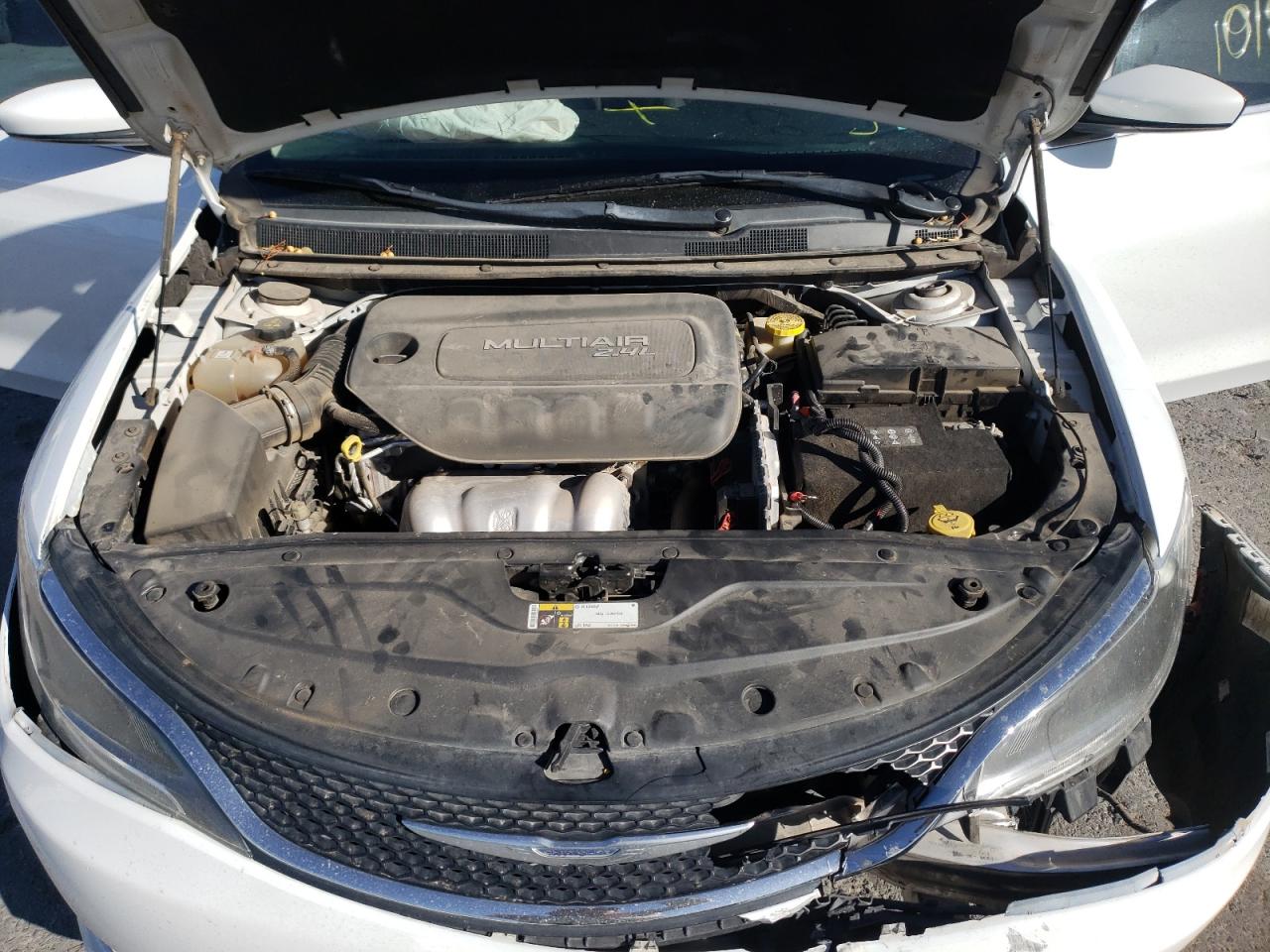 Photo 7 from auction – 2016 CHRYSLER 200 LIMITE with VIN 1C3CCCAB8GN136691
