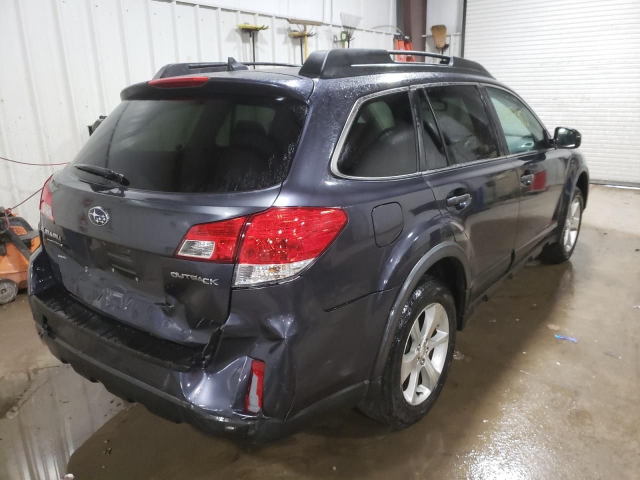 Photo 4 from auction – 2013 SUBARU OUTBACK 2. with VIN 4S4BRCLC7D3306585