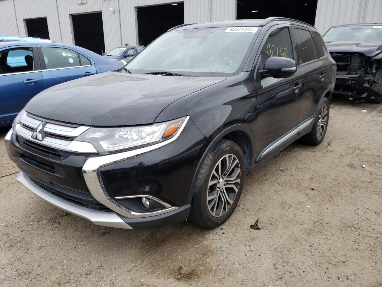 Photo 2 from auction – 2016 MITSUBISHI OUTLANDER with VIN JA4AZ3A31GZ020990