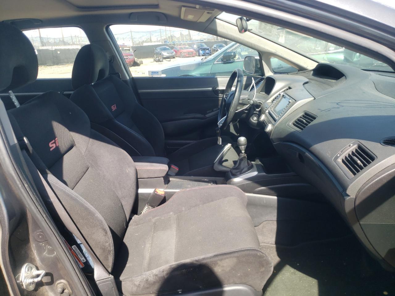 Photo 5 from auction – 2009 HONDA CIVIC SI with VIN 2HGFA55599H700084