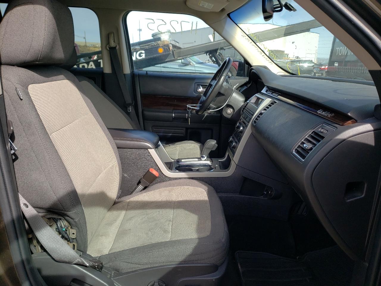 Photo 5 from auction – 2011 FORD FLEX SEL with VIN 2FMHK6CC4BBD31019