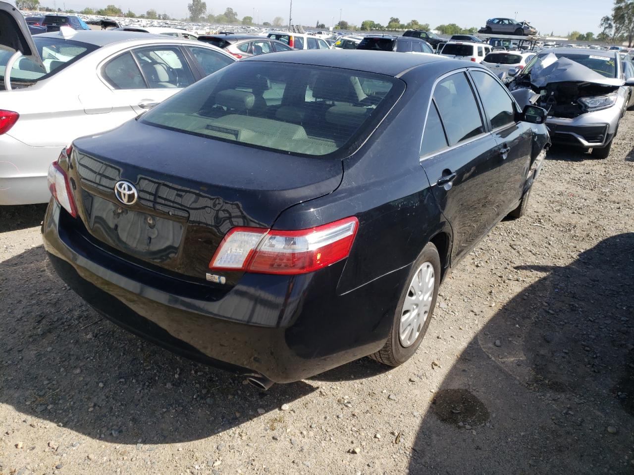 Photo 4 from auction – 2007 TOYOTA CAMRY HYBR with VIN JTNBB46K073035449