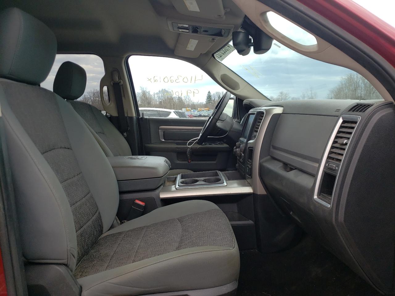 Photo 5 from auction – 2015 RAM 1500 SLT with VIN 1C6RR7GT1FS697897