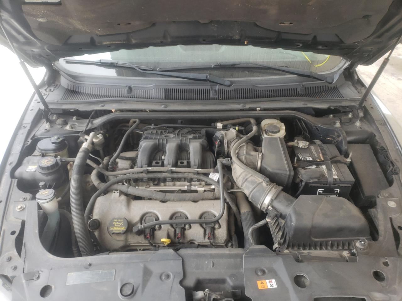 Photo 7 from auction – 2011 FORD TAURUS SEL with VIN 1FAHP2EW3BG183675