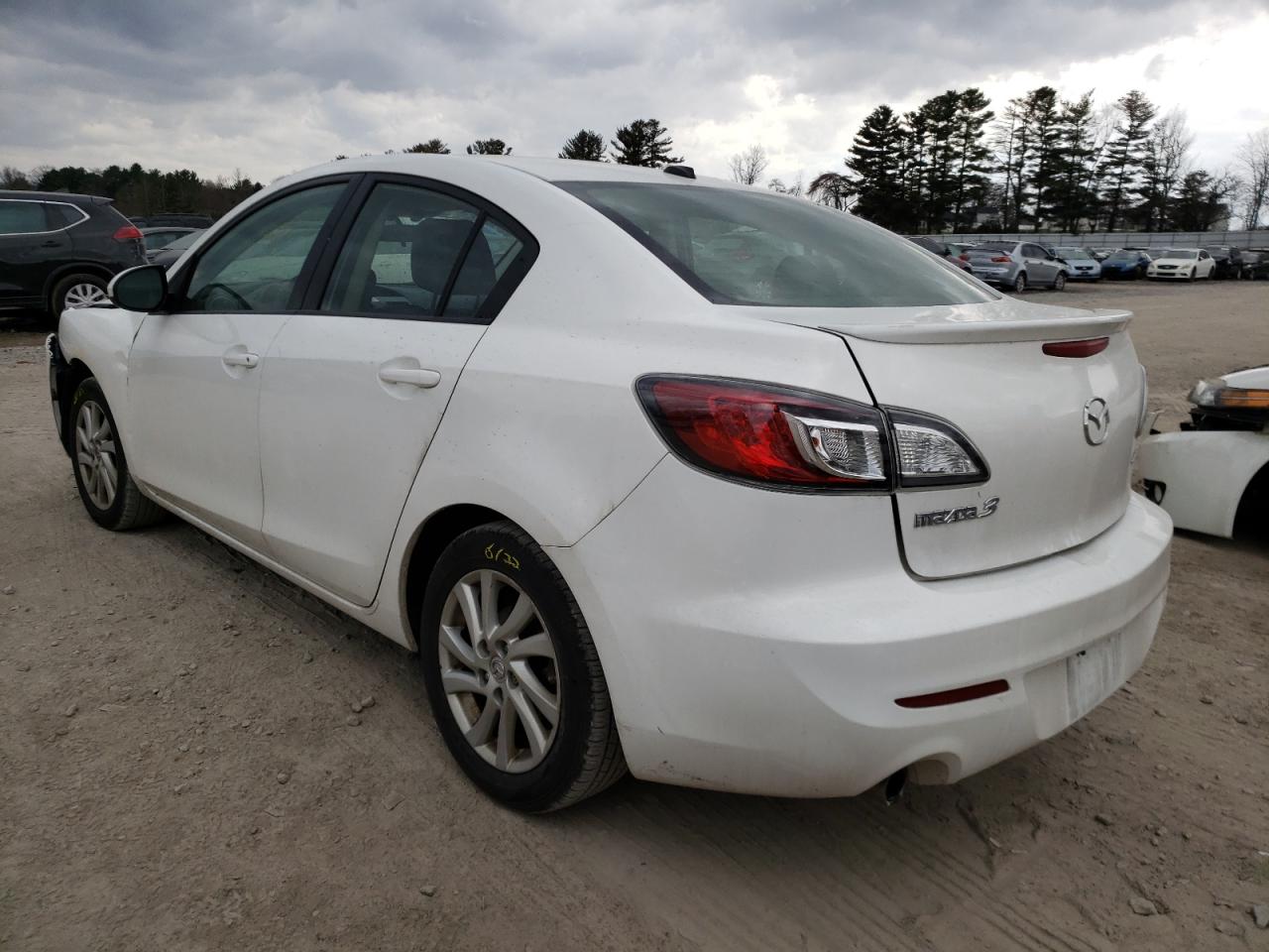 Photo 3 from auction – 2012 MAZDA 3 I with VIN JM1BL1W86C1597642