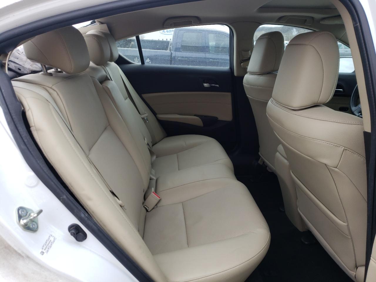 Photo 6 from auction – 2016 ACURA ILX PREMIU with VIN 19UDE2F75GA004036