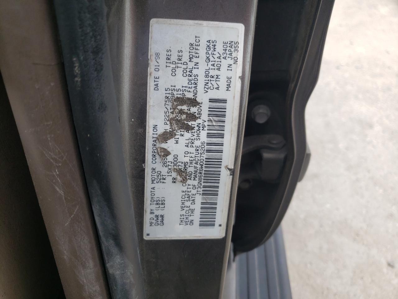 Photo 10 from auction – 1998 TOYOTA 4RUNNER SR with VIN JT3GN86R6W0075206