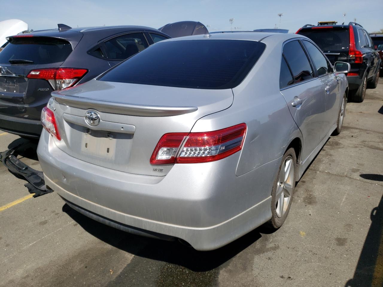 Photo 4 from auction – 2011 TOYOTA CAMRY BASE with VIN 4T1BF3EK6BU195550