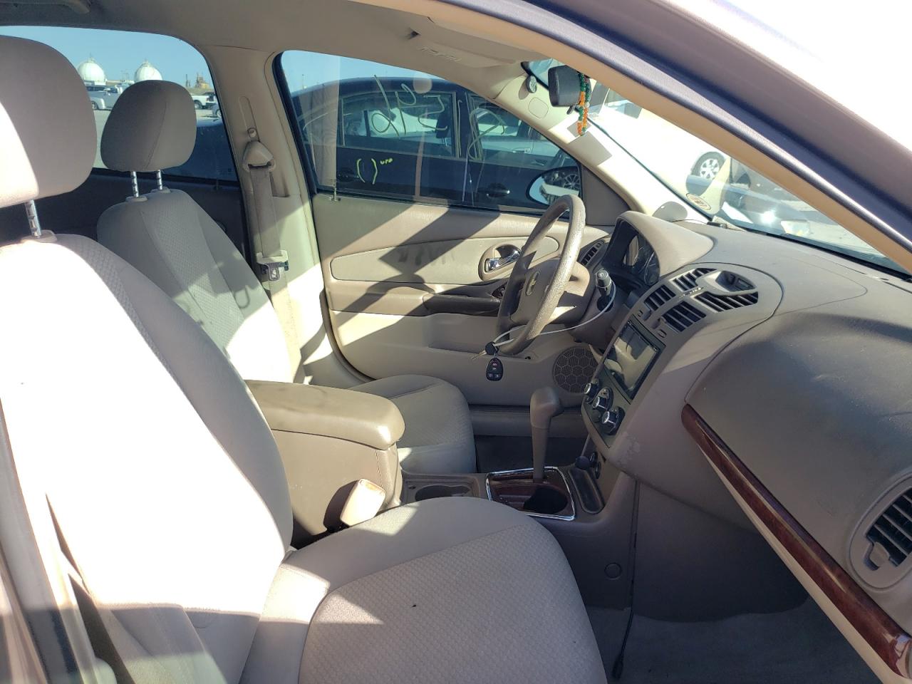 Photo 5 from auction – 2008 CHEVROLET MALIBU LS with VIN 1G1ZS58F38F111375