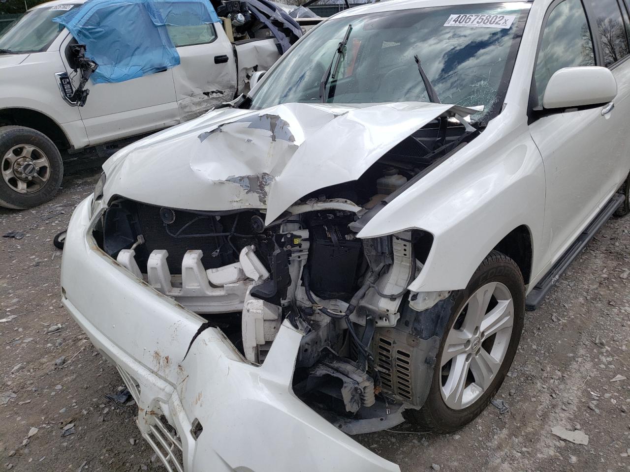 Photo 9 from auction – 2008 TOYOTA HIGHLANDER with VIN JTEDS42A582058464