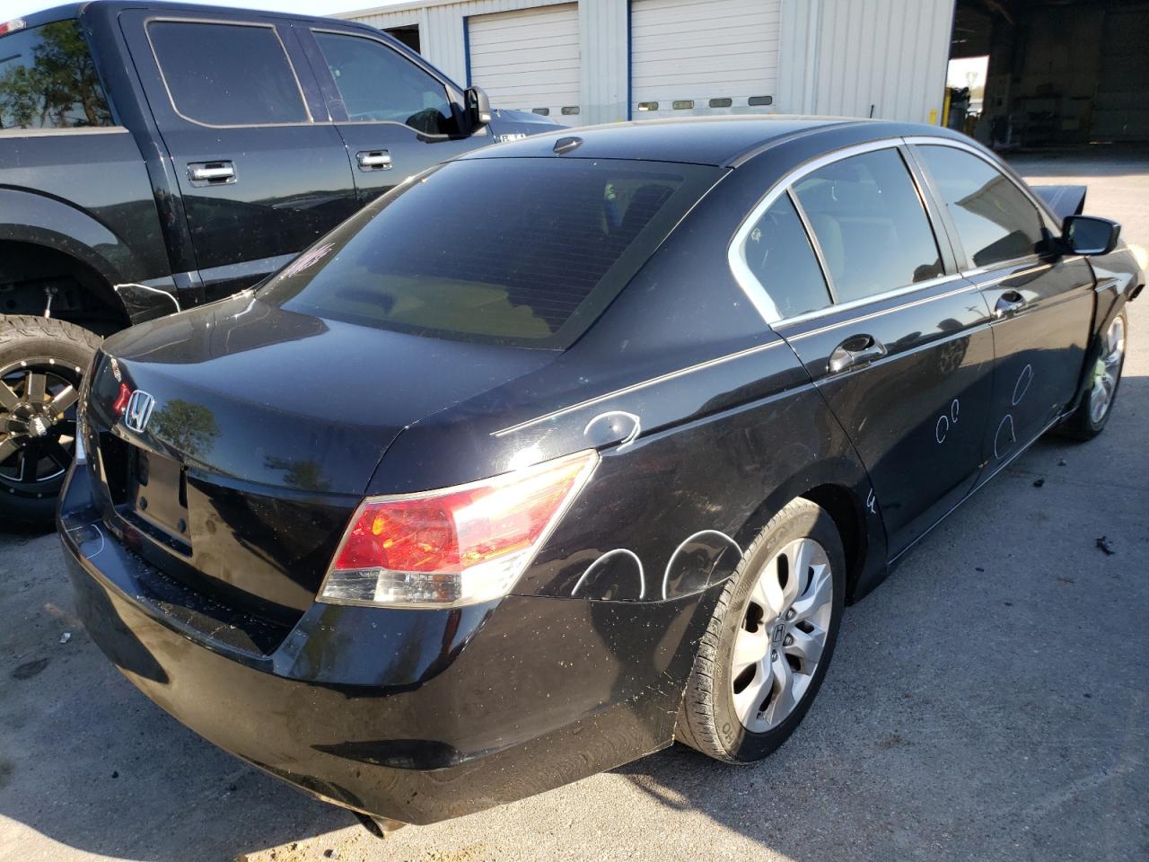 Photo 4 from auction – 2010 HONDA ACCORD EXL with VIN 1HGCP2F81AA024273
