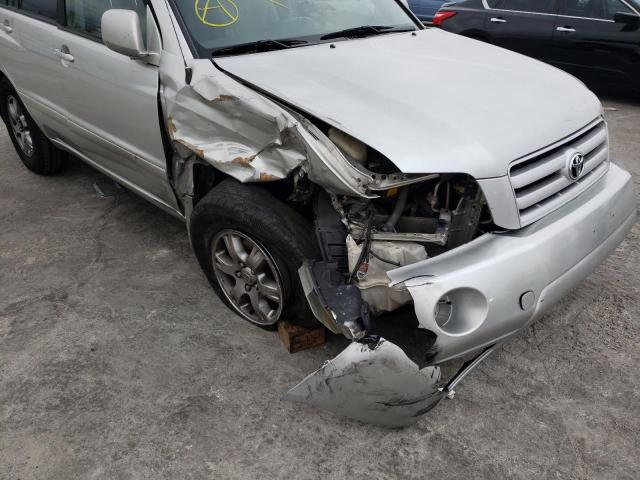 Photo 9 from auction – 2004 TOYOTA HIGHLANDER with VIN JTEGP21A040011627