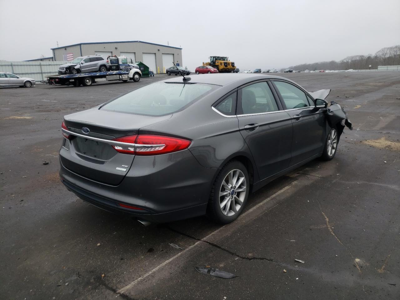 Photo 4 from auction – 2017 FORD FUSION SE with VIN 3FA6P0HD5HR345636