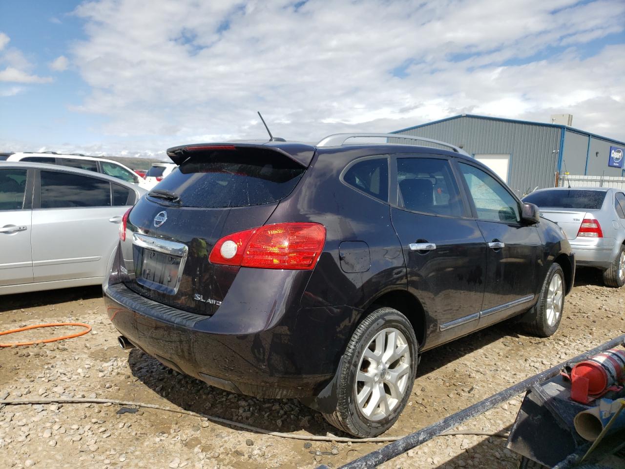 Photo 4 from auction – 2011 NISSAN ROGUE S with VIN JN8AS5MV5BW273375