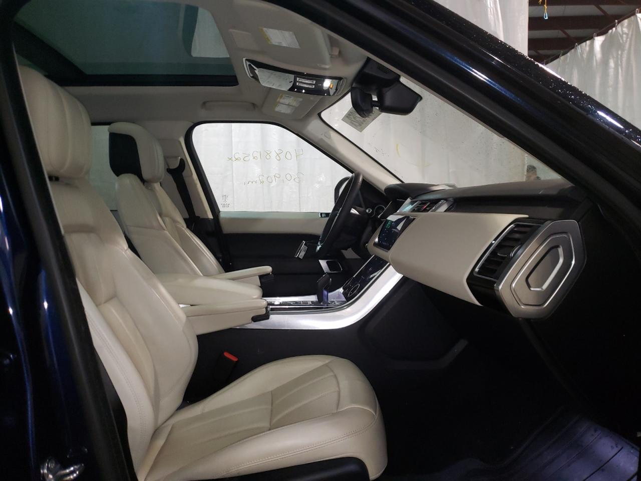 Photo 5 from auction – 2019 LAND ROVER RANGE ROVE with VIN SALWR2RU8KA860946