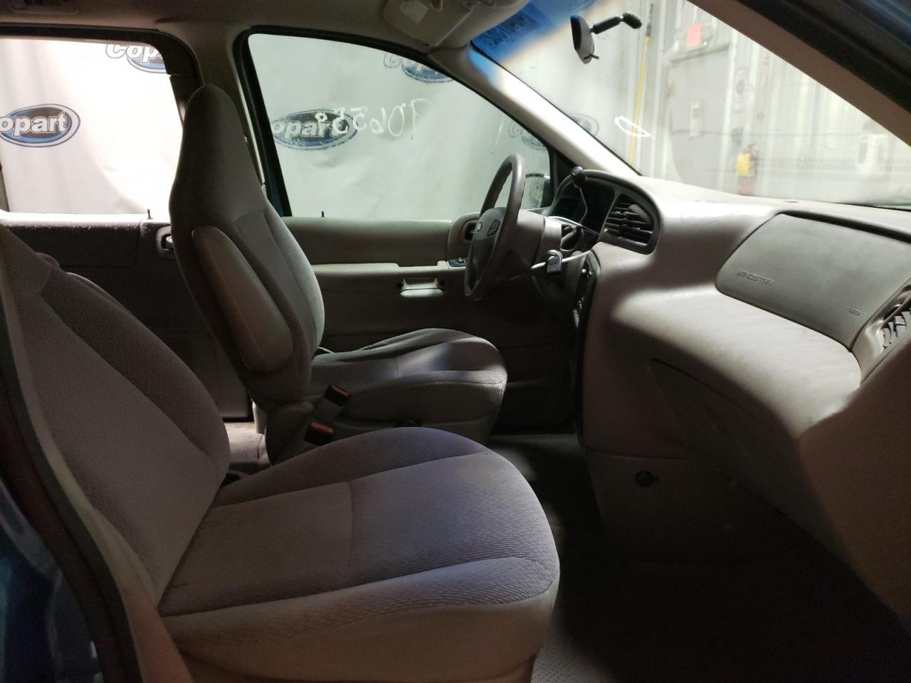 Photo 5 from auction – 2003 FORD WINDSTAR L with VIN 2FMZA51403BB85880