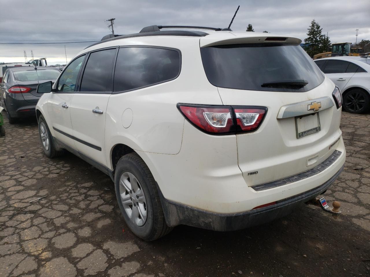 Photo 3 from auction – 2014 CHEVROLET TRAVERSE L with VIN 1GNKVFKD9EJ300996