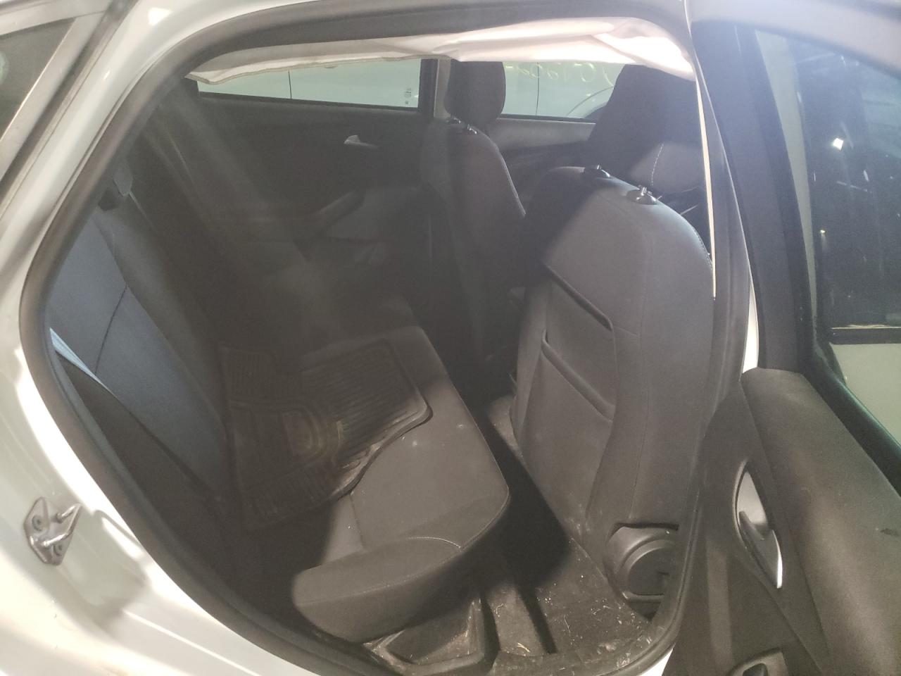 Photo 6 from auction – 2018 FORD FOCUS SE with VIN 1FADP3F26JL267155