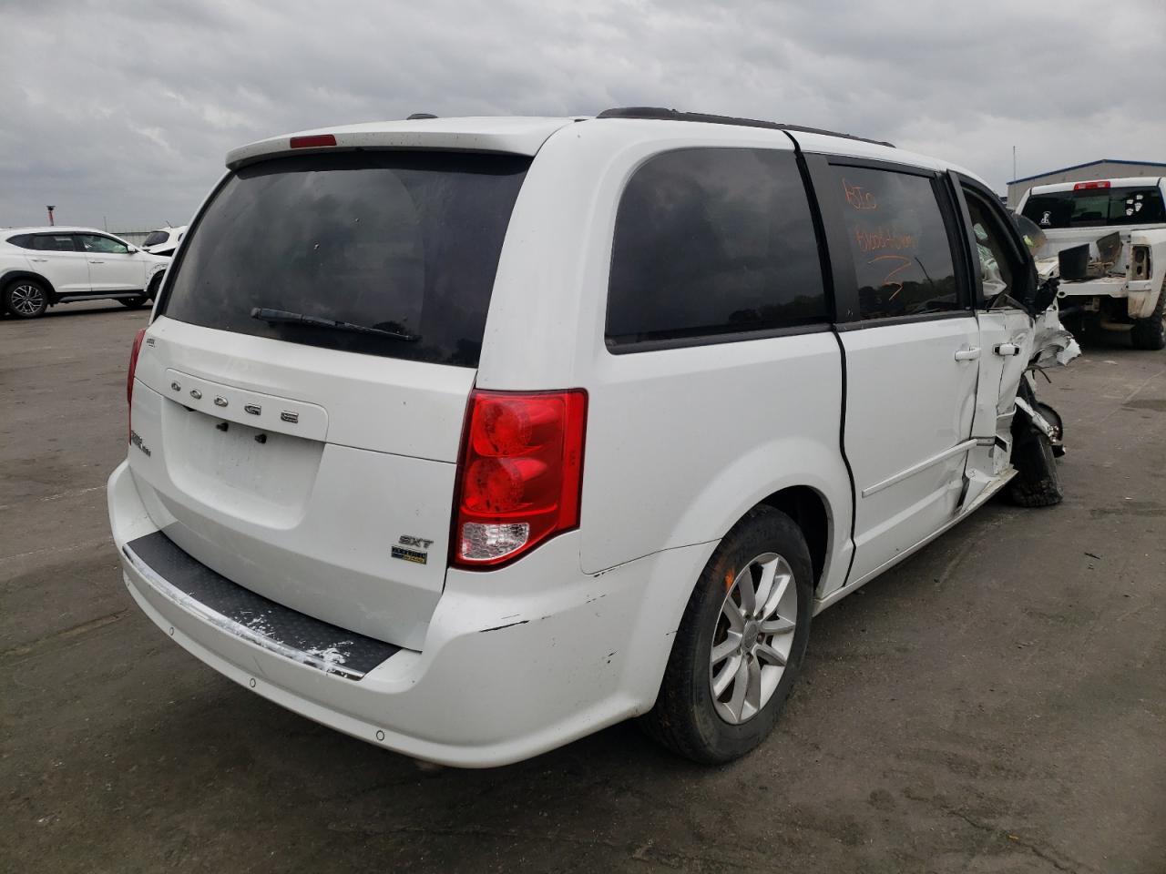 Photo 4 from auction – 2014 DODGE GRAND CARA with VIN 2C4RDGCG1ER291795