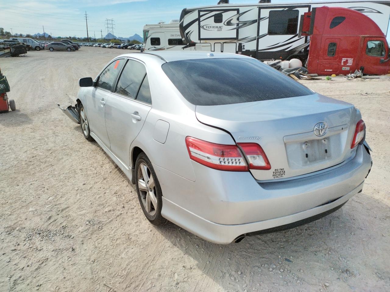 Photo 3 from auction – 2011 TOYOTA CAMRY BASE with VIN 4T1BF3EK0BU748872
