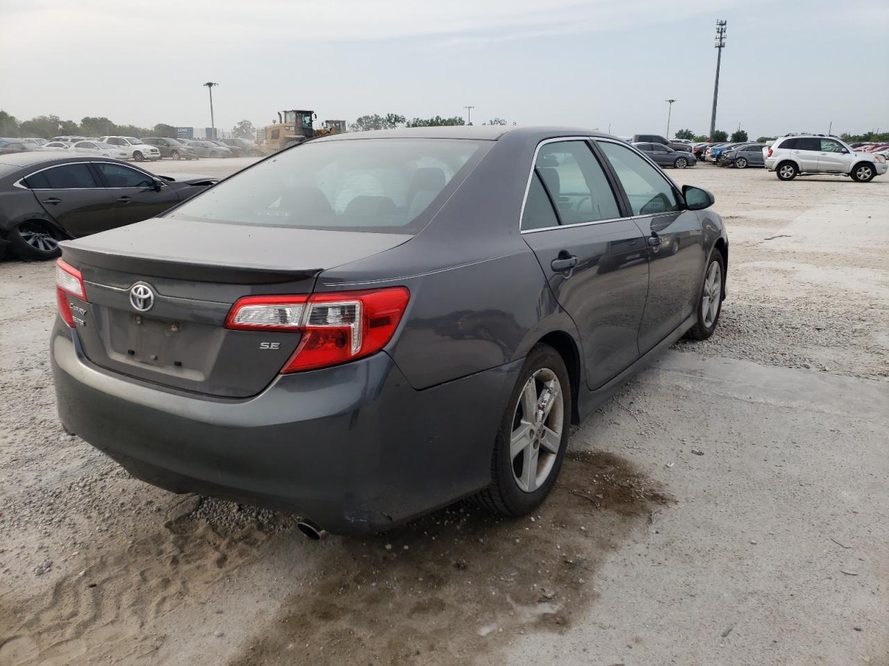 Photo 4 from auction – 2012 TOYOTA CAMRY BASE with VIN 4T1BF1FK0CU200102