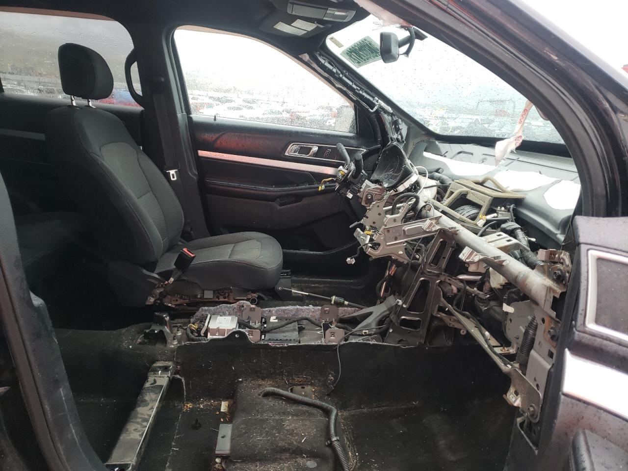 Photo 5 from auction – 2016 FORD EXPLORER X with VIN 1FM5K8DH6GGB87529