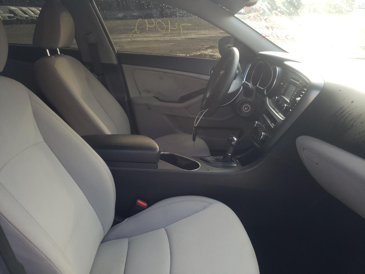 Photo 5 from auction – 2015 KIA OPTIMA LX with VIN KNAGM4A72F5649135