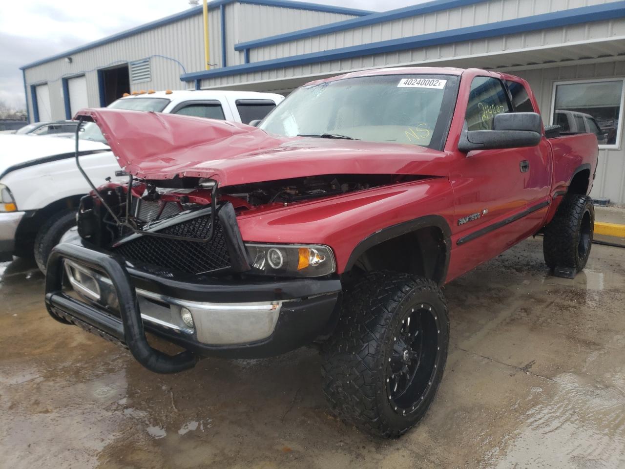 Photo 2 from auction – 1999 DODGE RAM 1500 with VIN 3B7HF13Z3XM561804