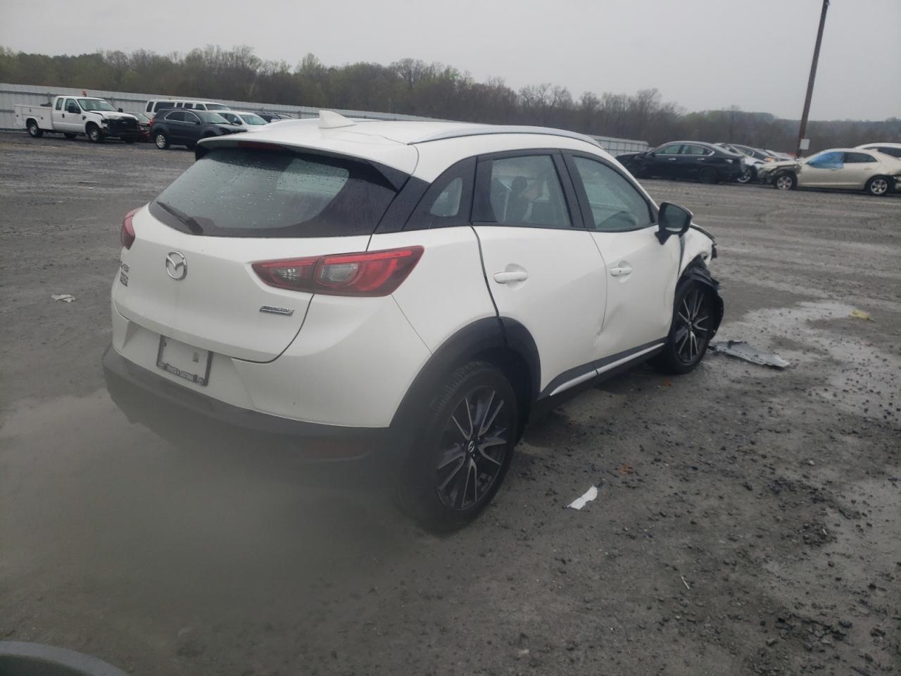 Photo 4 from auction – 2018 MAZDA CX-3 GRAND with VIN JM1DKDD71J0314932