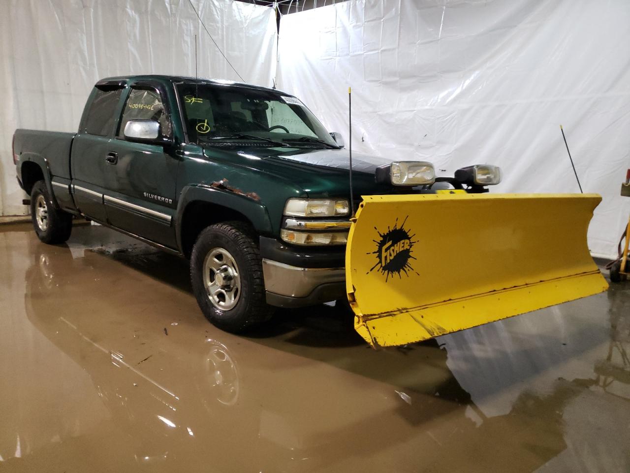 CHEVROLET SILVERADO 2002 with VIN 2GCEK19T021240045 - Photo from auction