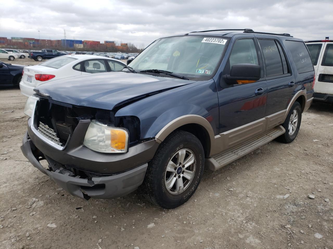 Photo 2 from auction – 2004 FORD EXPEDITION with VIN 1FMFU18LX4LA11249